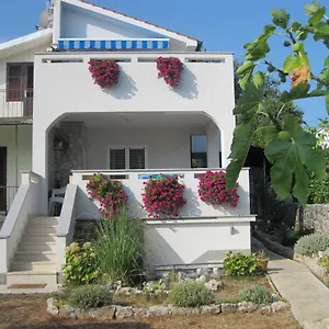  Apartment Kraljica